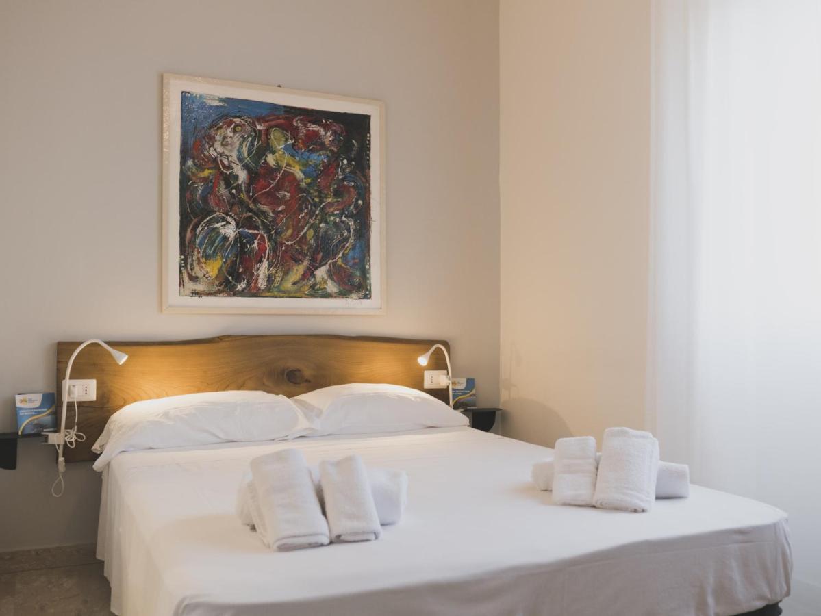 Minturnae Hotel Scauri  Buitenkant foto