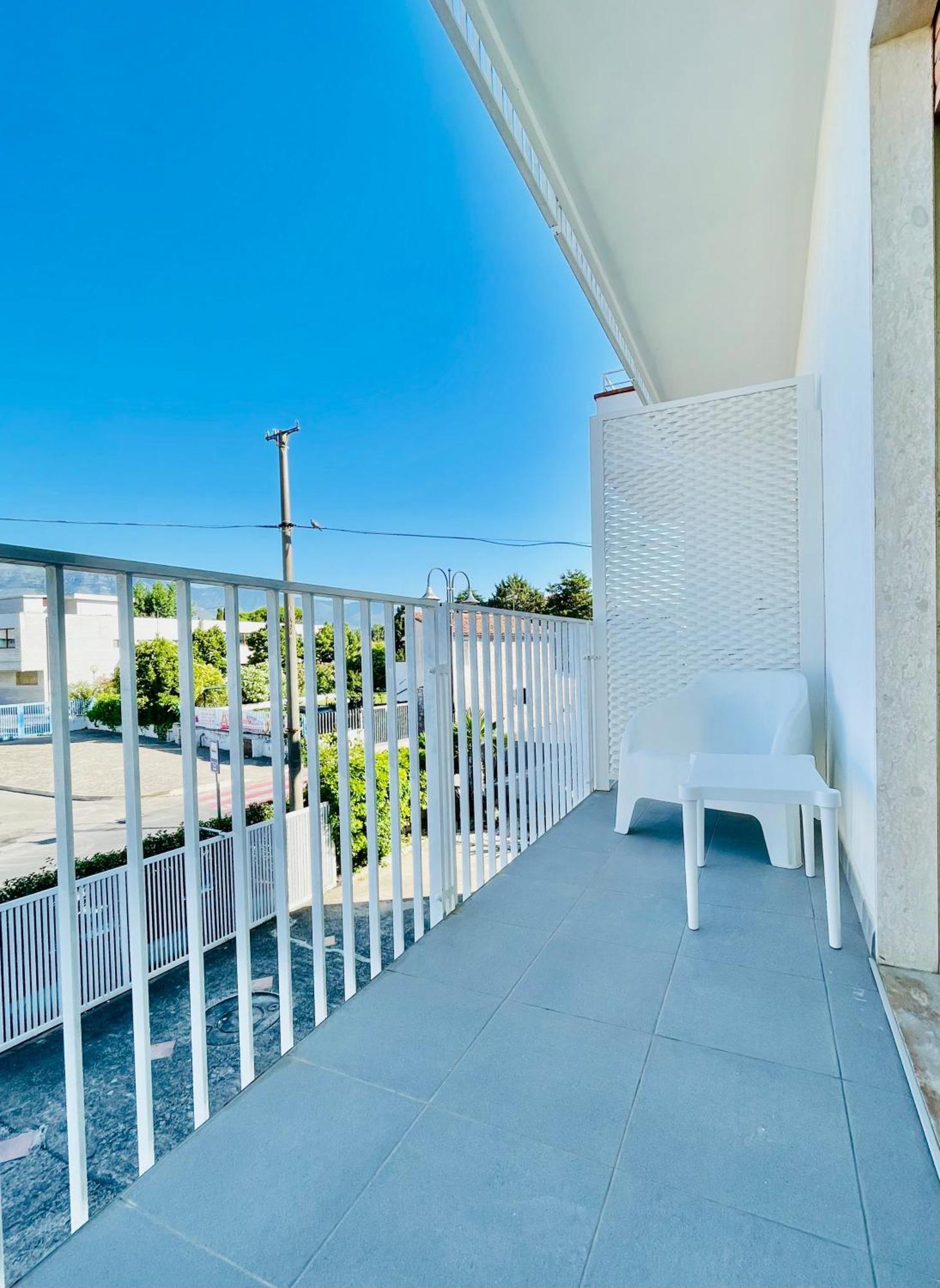 Minturnae Hotel Scauri  Buitenkant foto